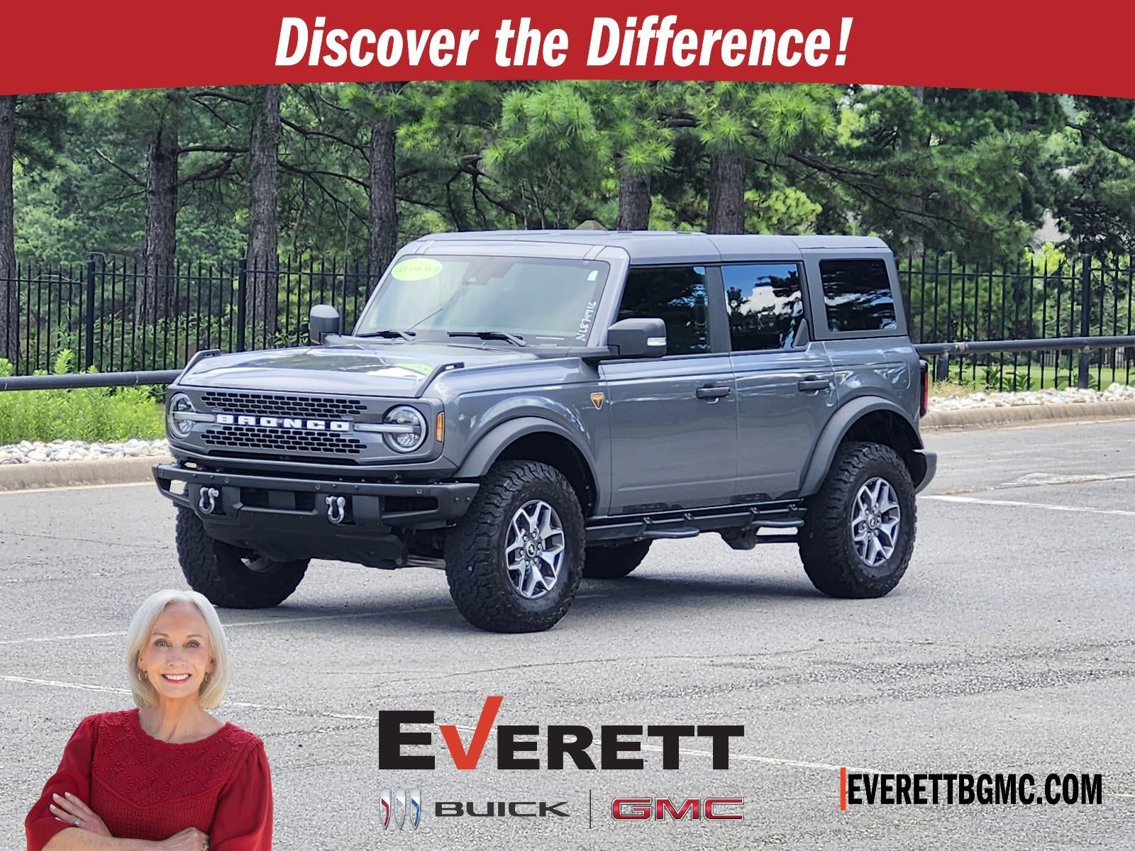 2022 Ford Bronco Badlands in Other — front three-quarter view