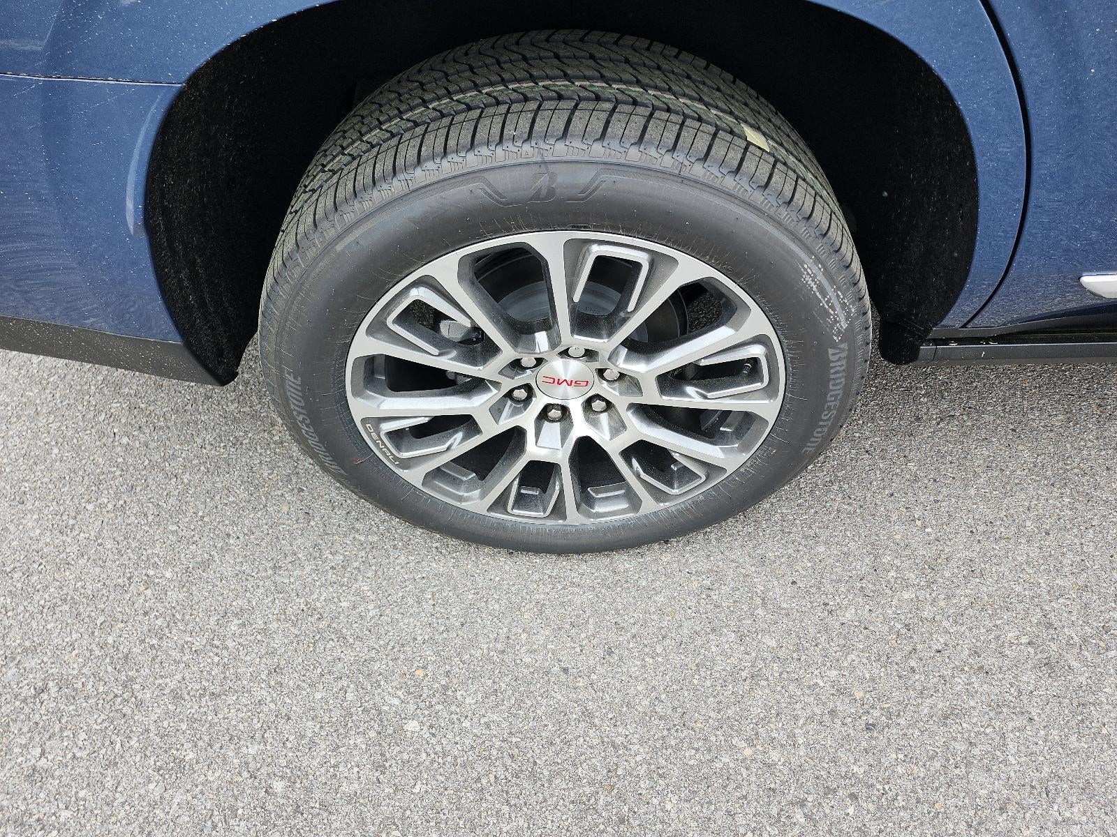 2026 GMC Yukon — detail view