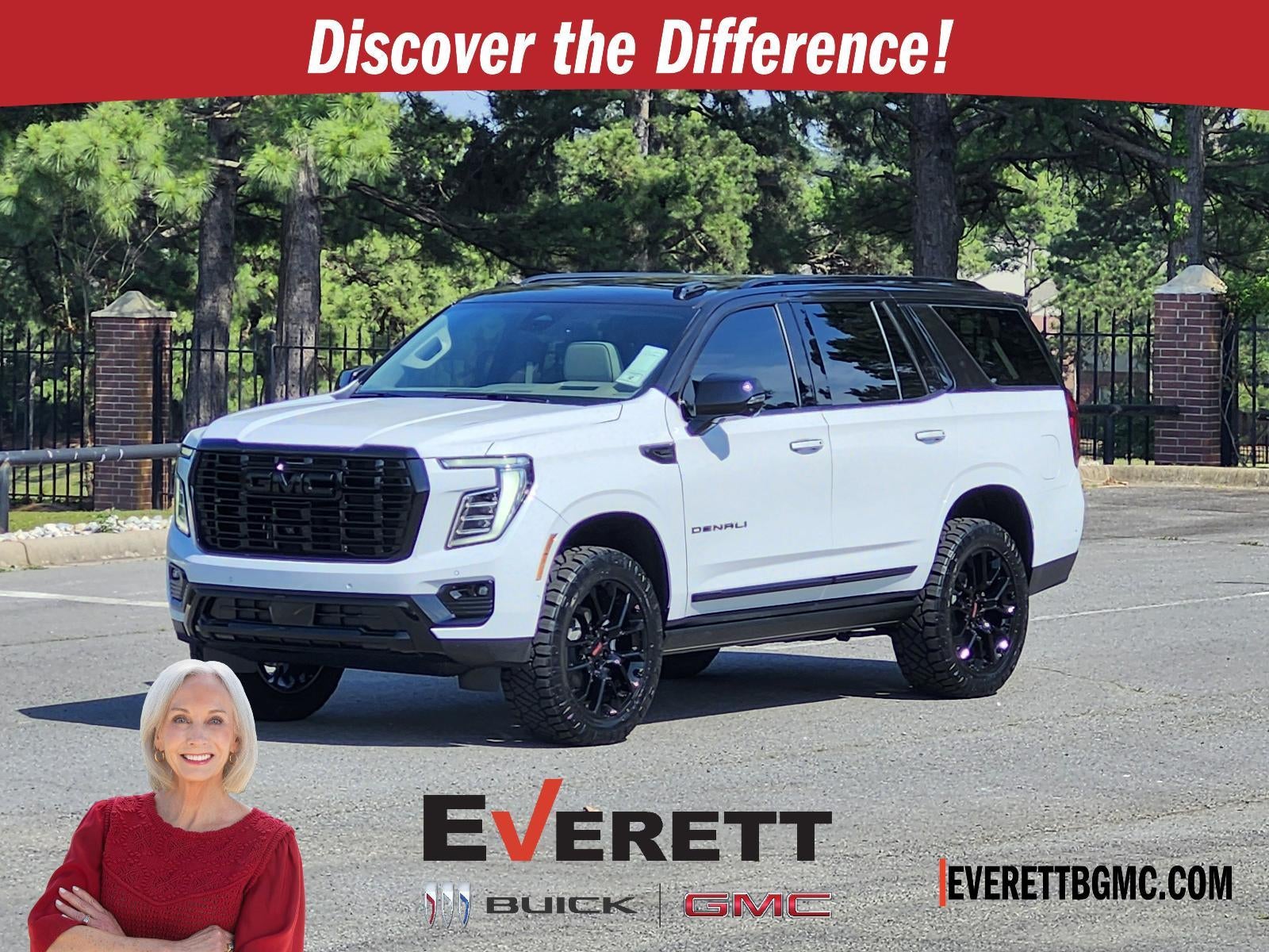 2026 GMC Yukon 4WD 4dr Denali in Glacier White Tricoat — front three-quarter view