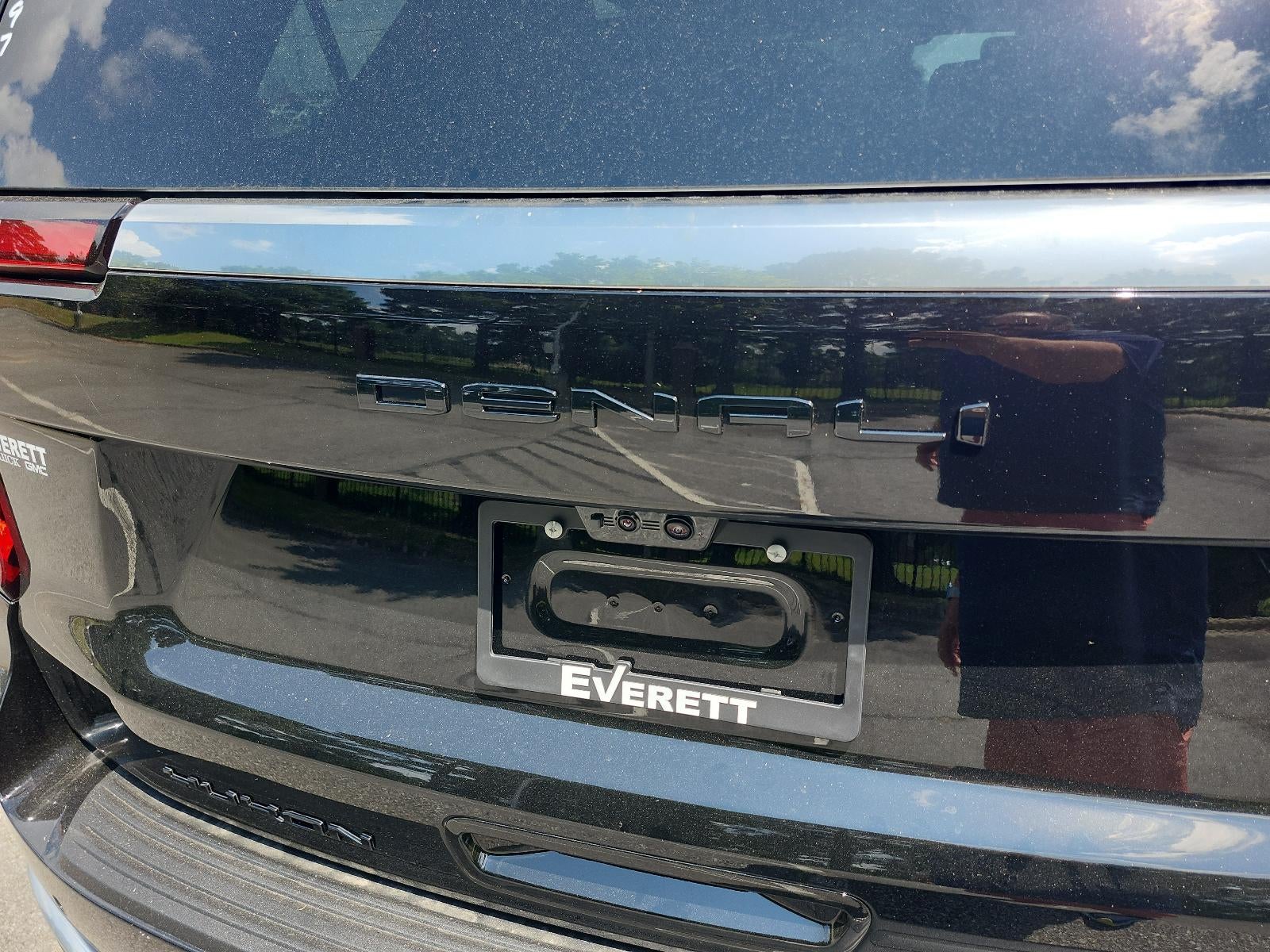 2026 GMC Yukon — detail view