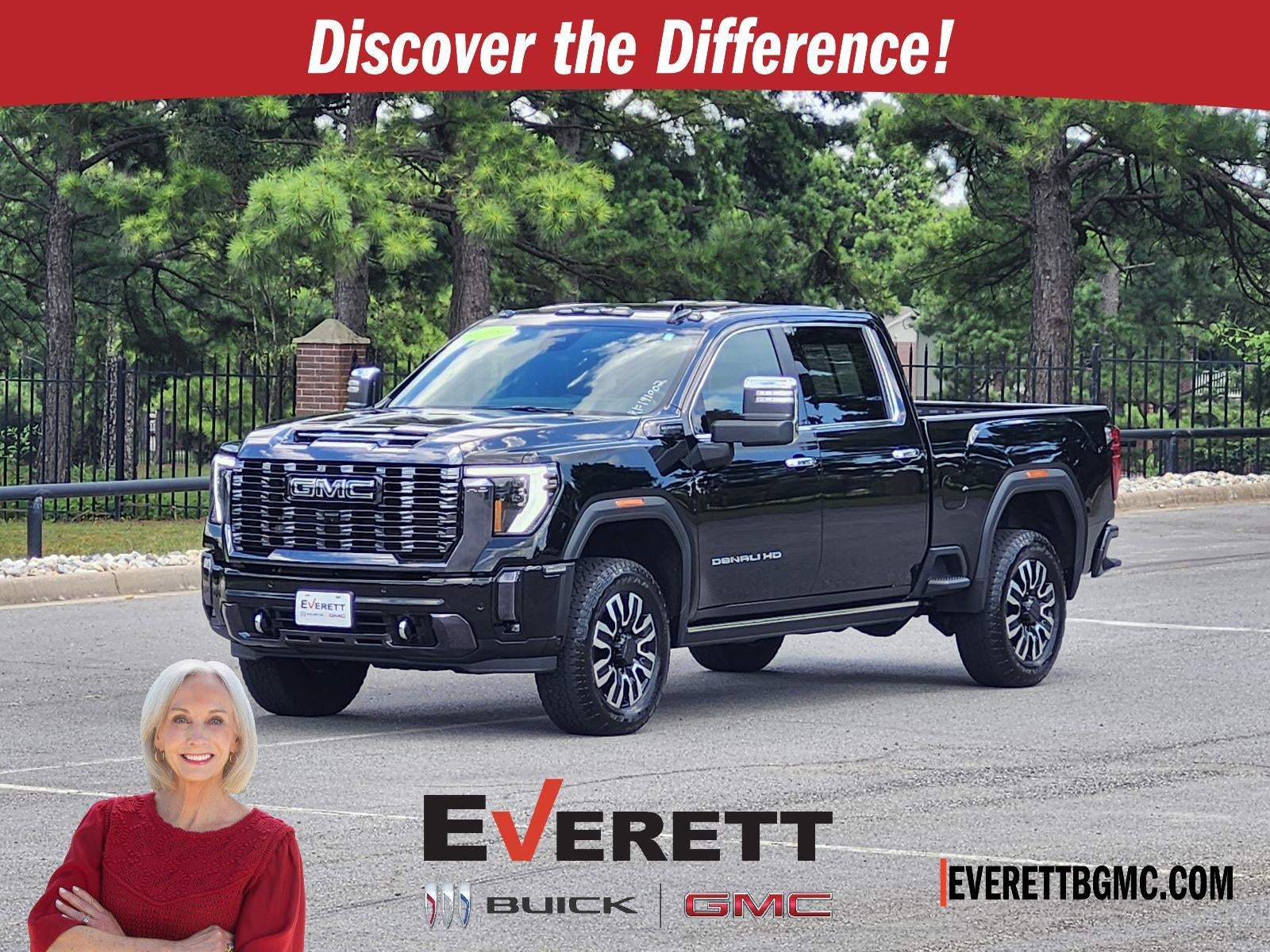 2024 GMC Sierra 2500 HD Denali Ultimate in Onyx Black — front three-quarter view