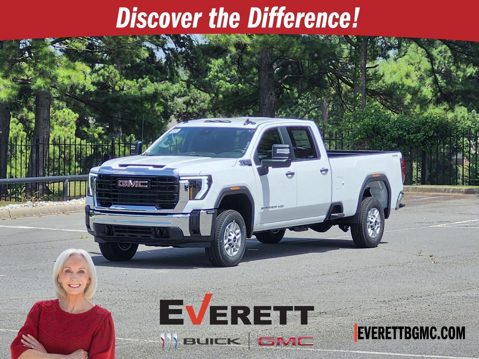 2026 GMC Sierra 2500 HD Crew Cab Long Box 4-Wheel Drive Pro in Summit White — front three-quarter view