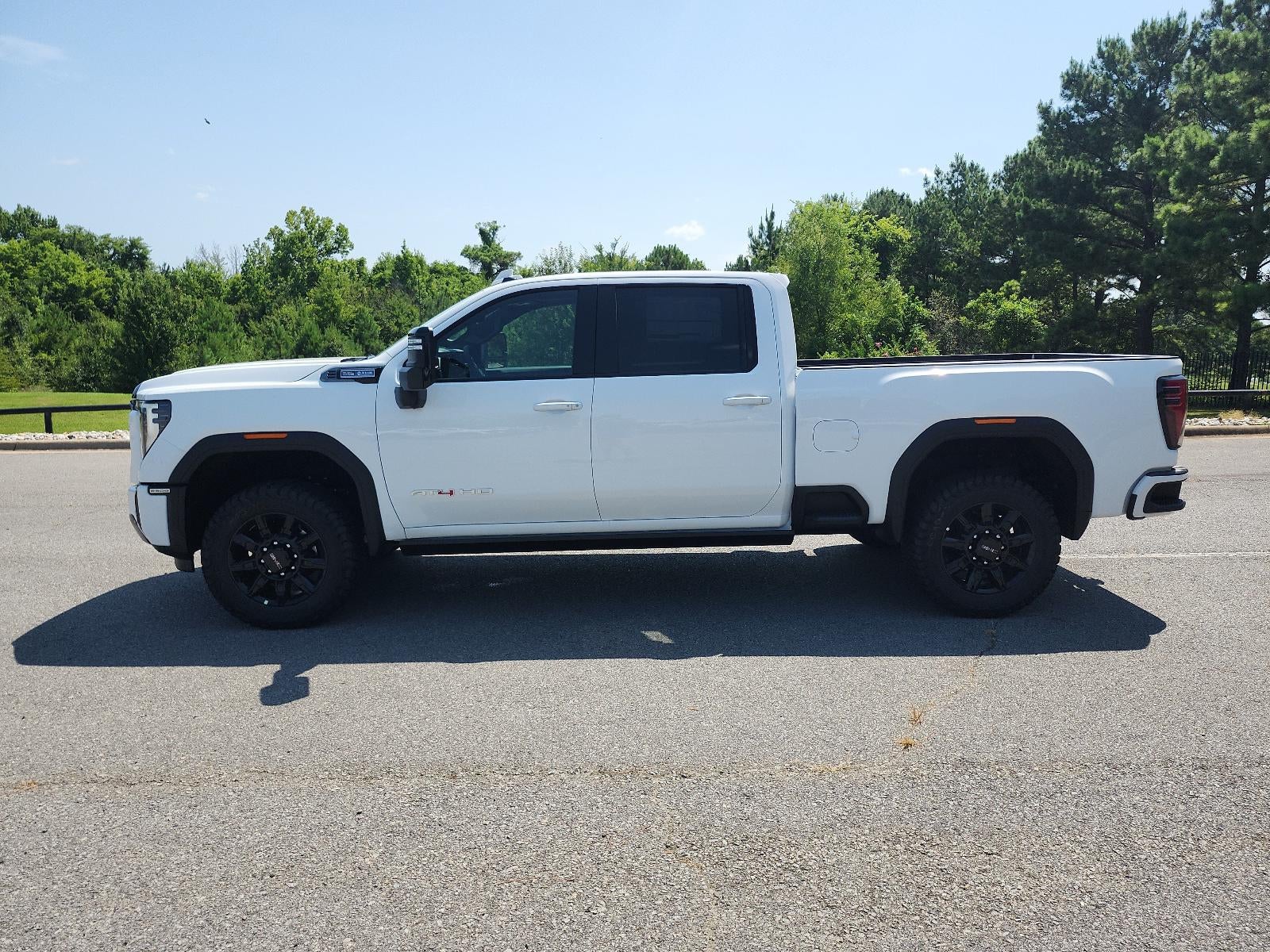 2026 GMC Sierra 2500 HD — side profile view