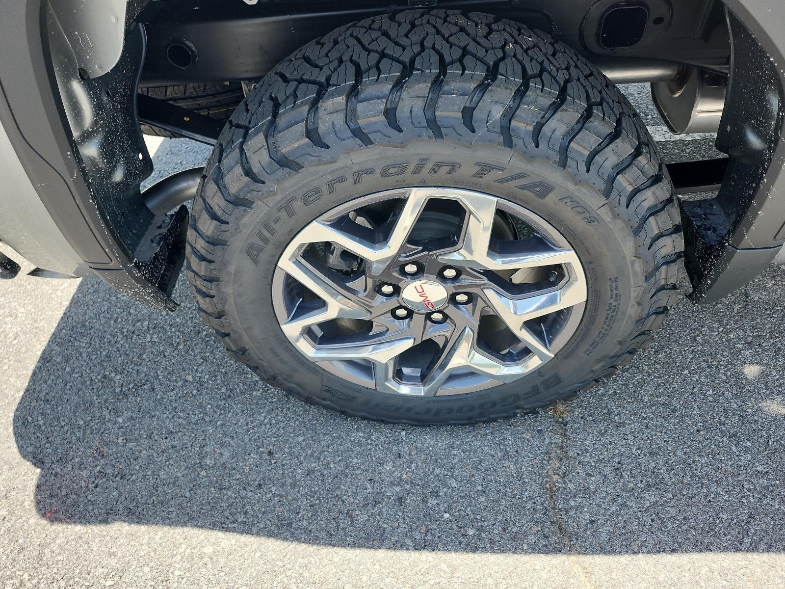 2026 GMC Sierra 1500 — detail view