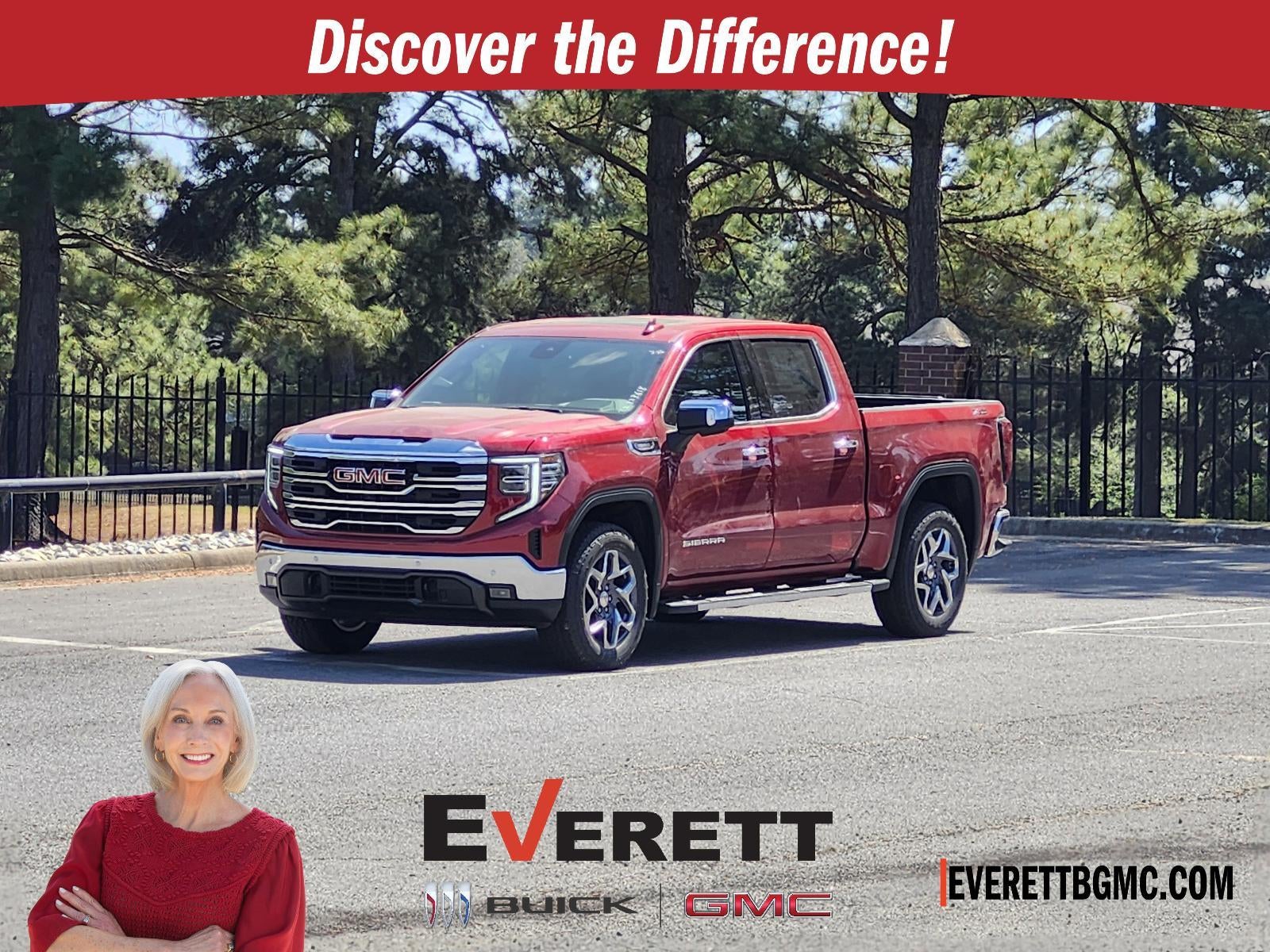2026 GMC Sierra 1500 Crew Cab Short Box 4-Wheel Drive SLT in Volcanic Red Tintcoat — front three-quarter view