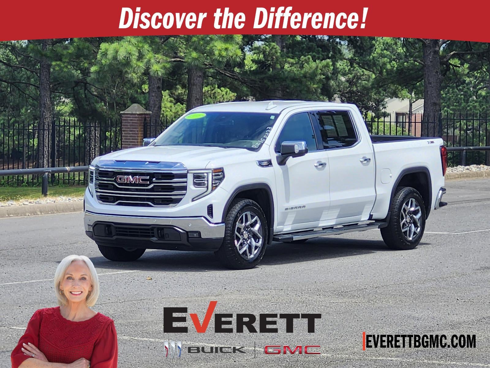 2024 GMC Sierra 1500 SLT in Summit White — front three-quarter view