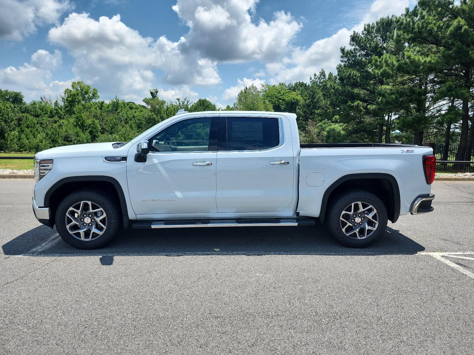 2026 GMC Sierra 1500 — side profile view