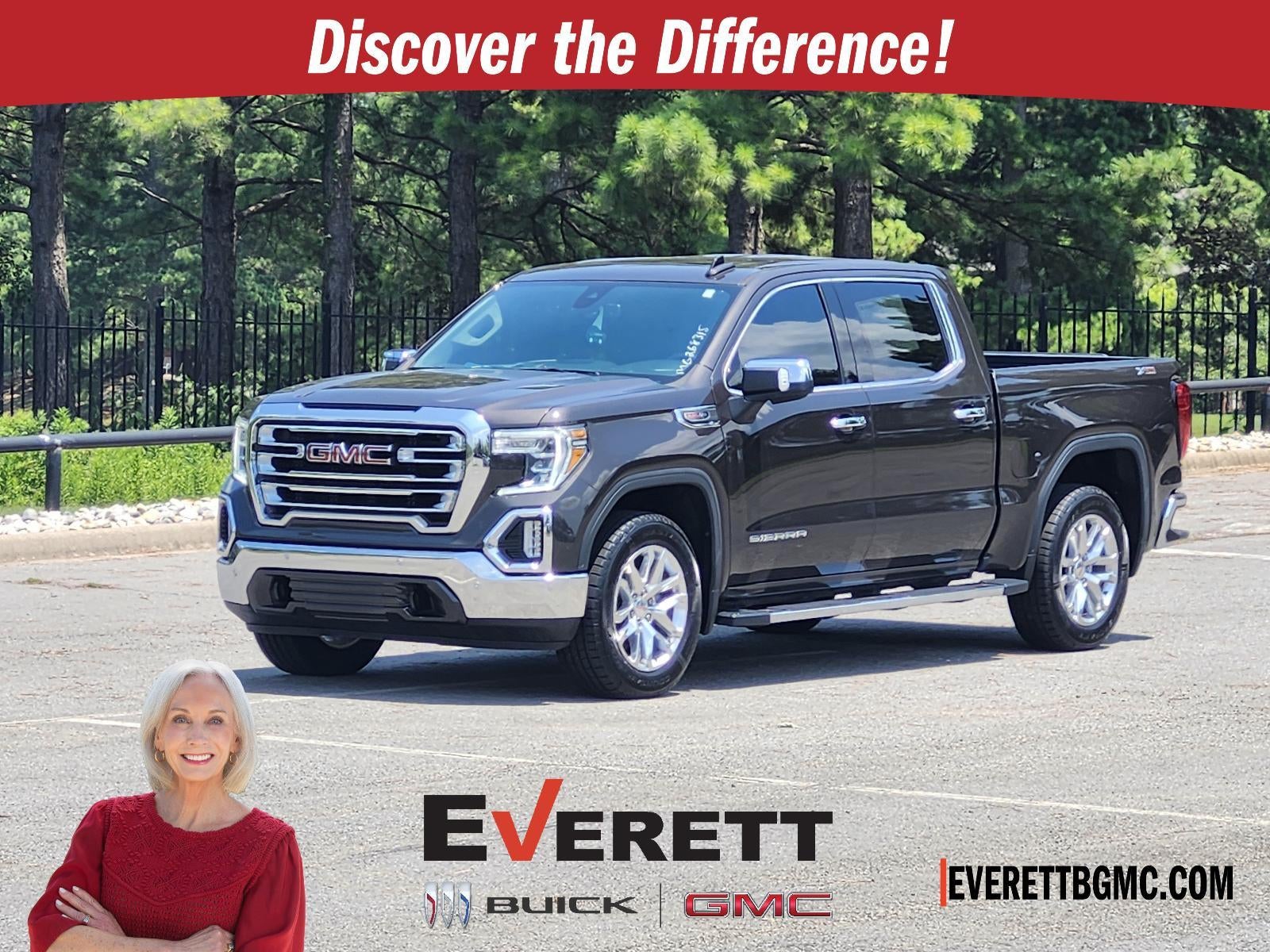2021 GMC Sierra 1500 SLT in Brownstone Metallic — front three-quarter view