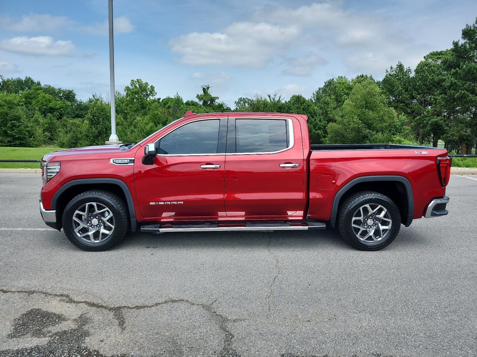 2022 GMC Sierra 1500 — side profile view