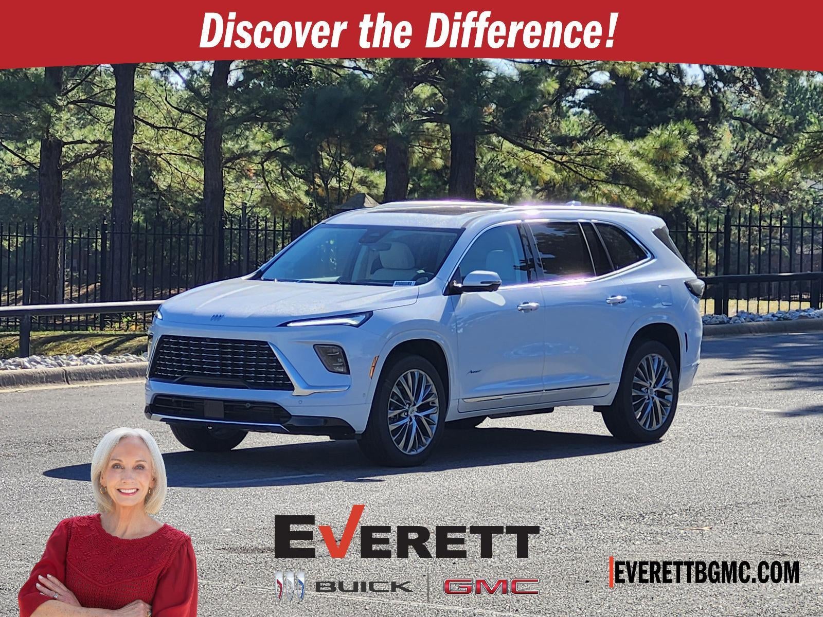 2026 Buick Enclave 4dr Avenir in Iridescent White Tricoat — front three-quarter view