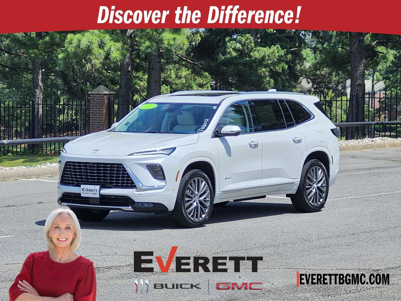 2025 Buick Enclave Avenir in White Frost Tricoat — front three-quarter view