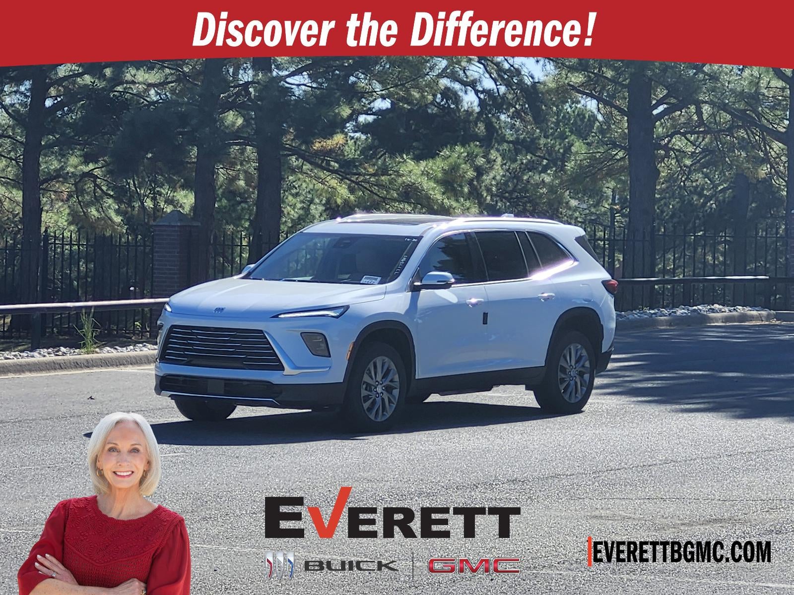 2026 Buick Enclave 4dr Preferred in Iridescent White Tricoat — front three-quarter view