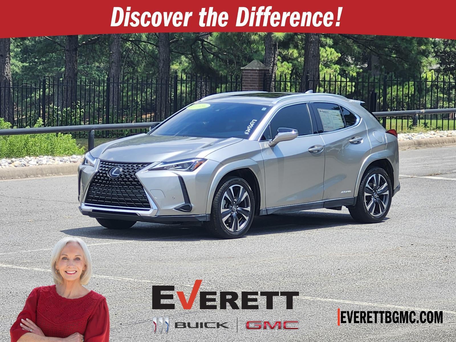 2022 Lexus UX UX 250h in Atomic Silver — front three-quarter view