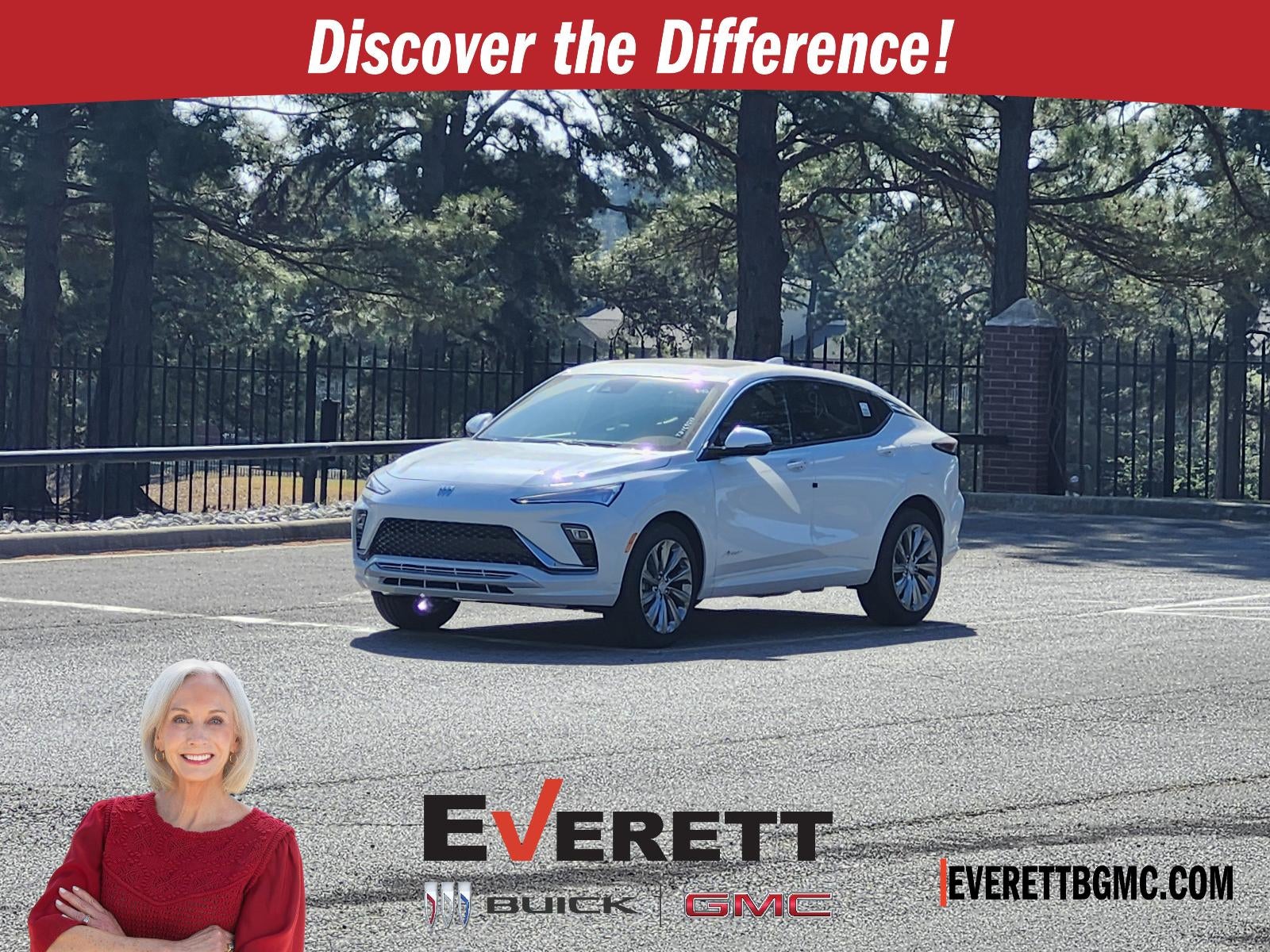 2026 Buick Envista FWD 4dr Avenir in White Frost Tricoat — front three-quarter view